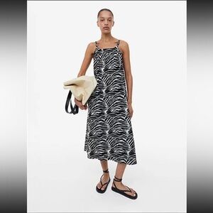 NWOT H&M Pure Cotton Sleeveless Jersey Dress in Black/Patterned Size Small